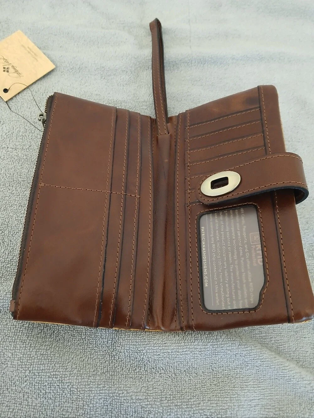 Patricia Nash Annesley Wallet In Italian Sketchbook NWT